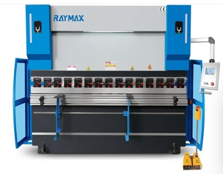 Máquina de corte láser CNC en Miraya Electric